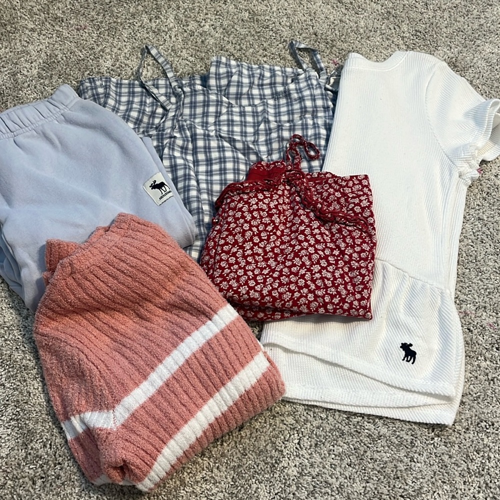 Abercrombie kids bundle (price negotiable)